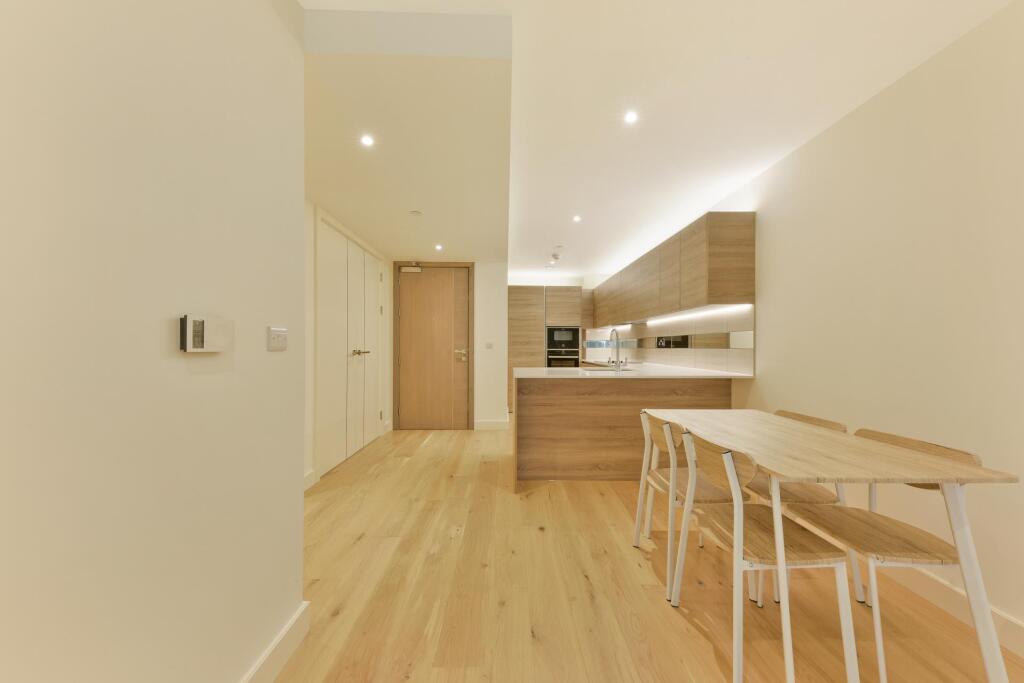 2 bed Apartment for rent in London. From JOHNS&CO - Royal Wharf