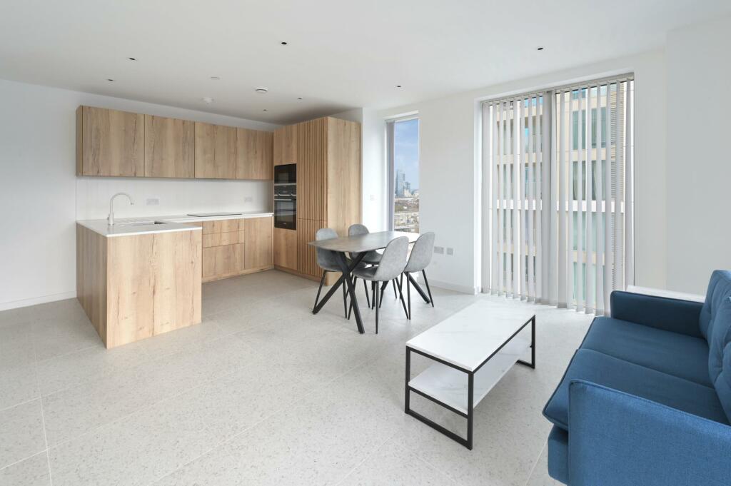 2 bed Apartment for rent in Stepney. From Johns & Co - Wapping