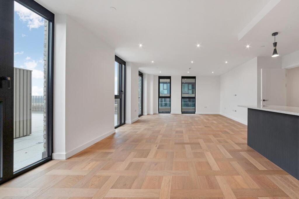 3 bed Apartment for rent in London. From JOHNS&CO - Wapping