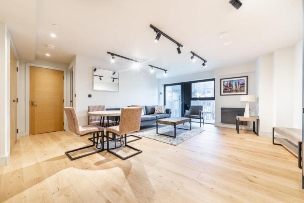 2 bed Apartment for rent in London. From JOHNS&CO - Wapping 2 bed Apartment for rent in London. From JOHNS&CO - Wapping