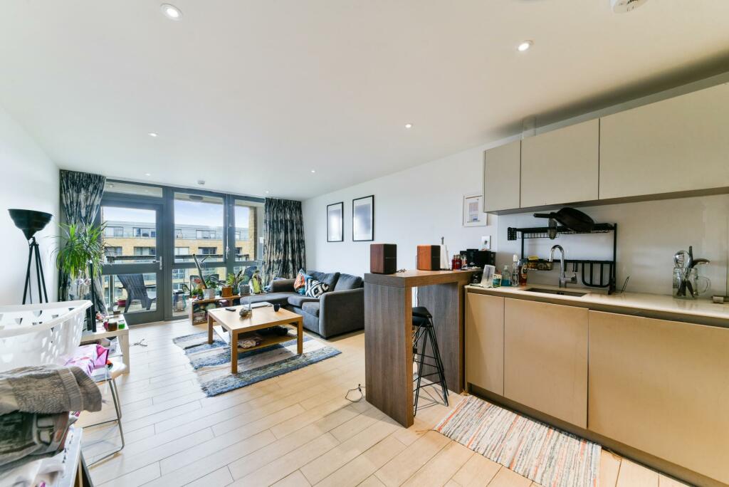 2 bed Apartment for rent in Islington. From JOHNS&CO - Wapping