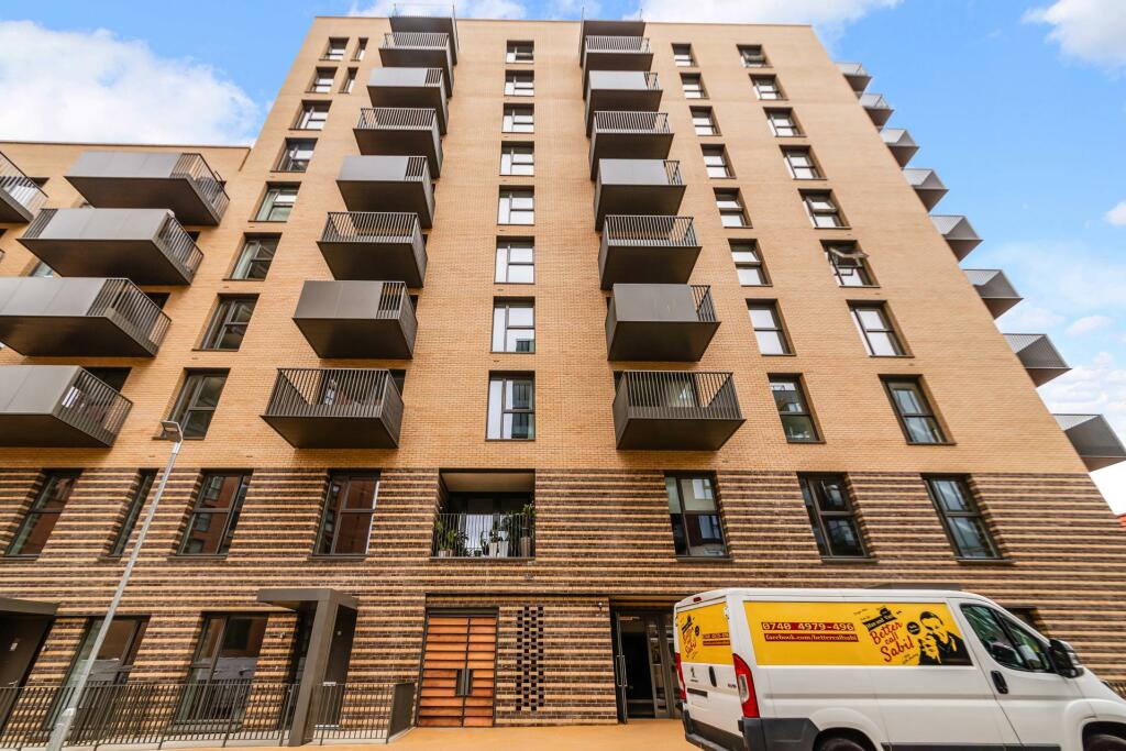 1 bed Apartment for rent in . From JOHNS&CO - West Hampstead