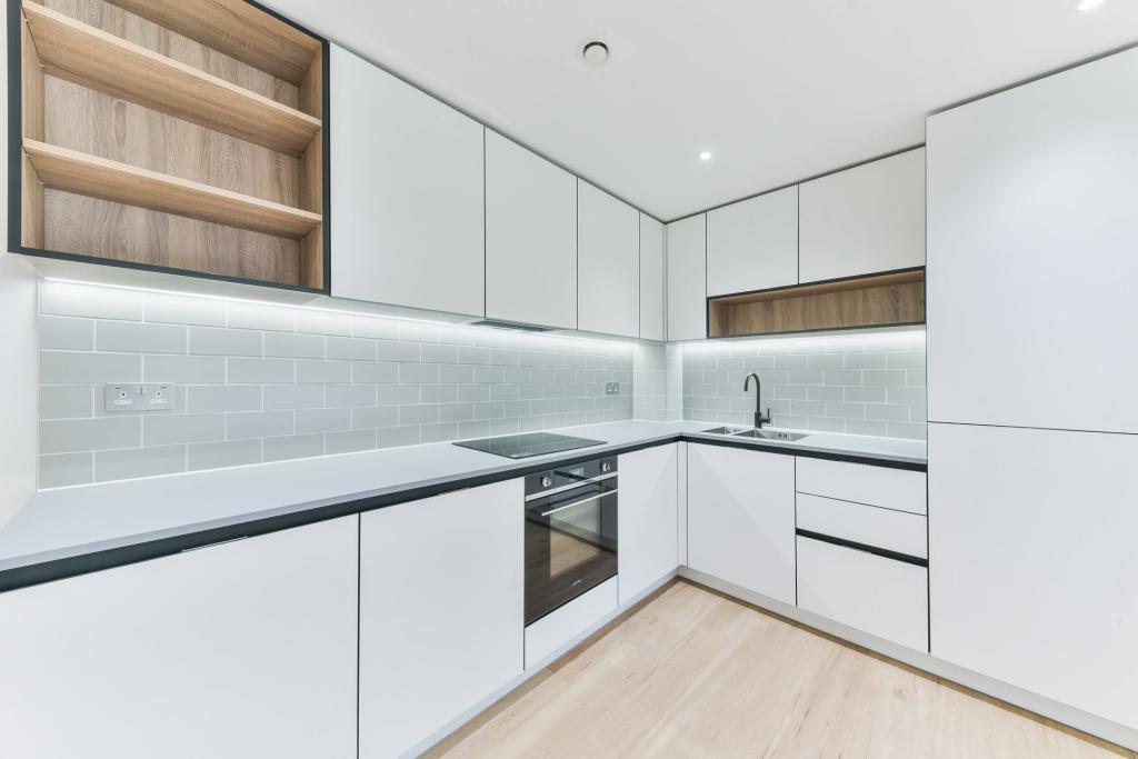 2 bed Apartment for rent in Southgate. From JOHNS&CO - West Hampstead