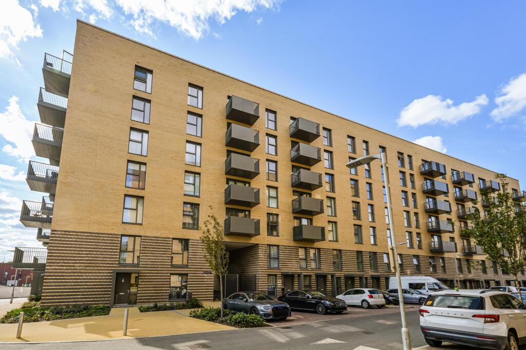 1 bed Apartment for rent in . From JOHNS&CO - West Hampstead