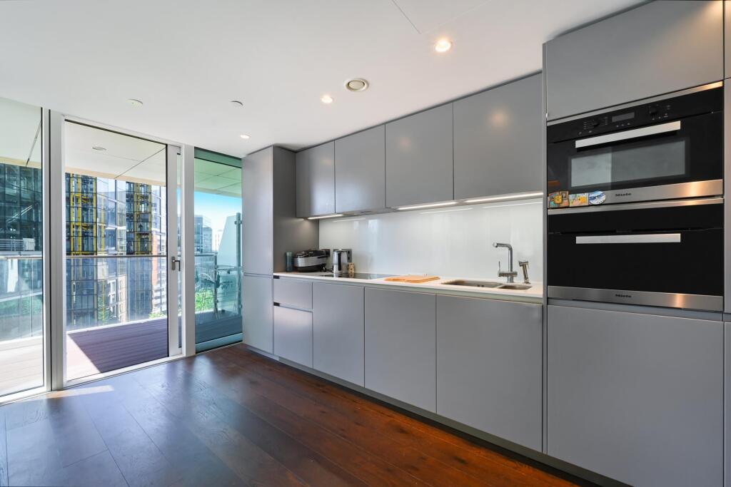 1 bed 1st Floor Flat for rent in London. From JOHNS&CO - West Hampstead