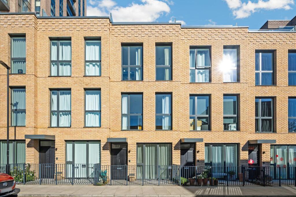 4 bed Town House for rent in London. From JOHNS&CO - West Hampstead