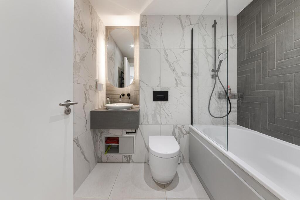 2 bed Apartment for rent in London. From JOHNS&CO - West Hampstead