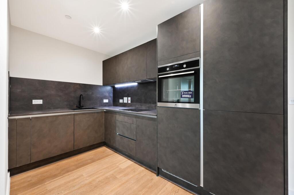 2 bed Apartment for rent in London. From JOHNS&CO - West Hampstead