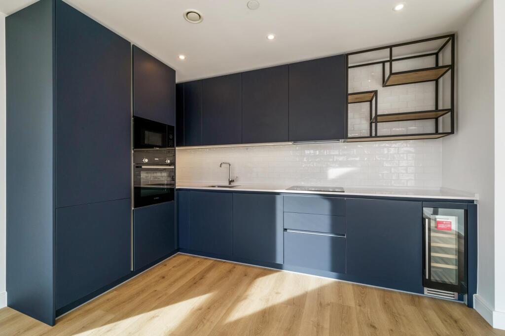 1 bed 1st Floor Flat for rent in Wembley. From JOHNS&CO - West Hampstead