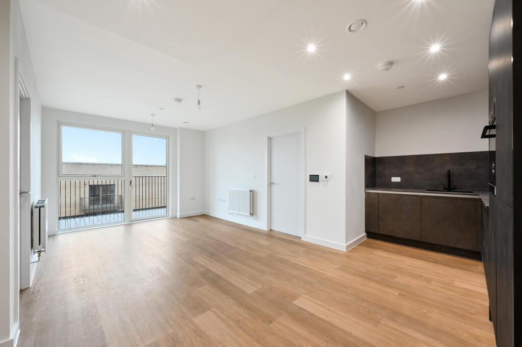 2 bed Apartment for rent in London. From JOHNS&CO - West Hampstead