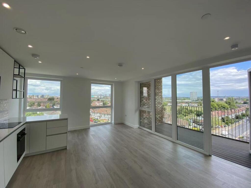 3 bed Apartment for rent in Wembley. From JOHNS&CO - West Hampstead 3 bed Apartment for rent in Wembley. From JOHNS&CO - West Hampstead