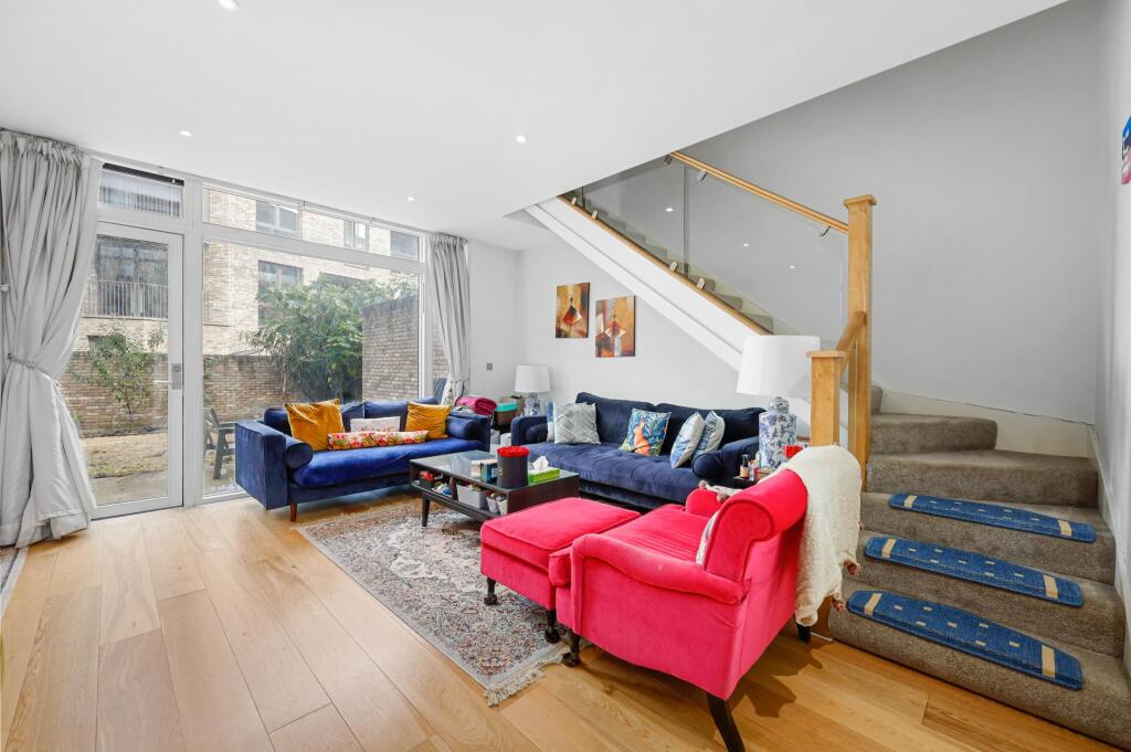 2 bed 1st Floor Flat for rent in London. From JOHNS&CO - West Hampstead 2 bed 1st Floor Flat for rent in London. From JOHNS&CO - West Hampstead