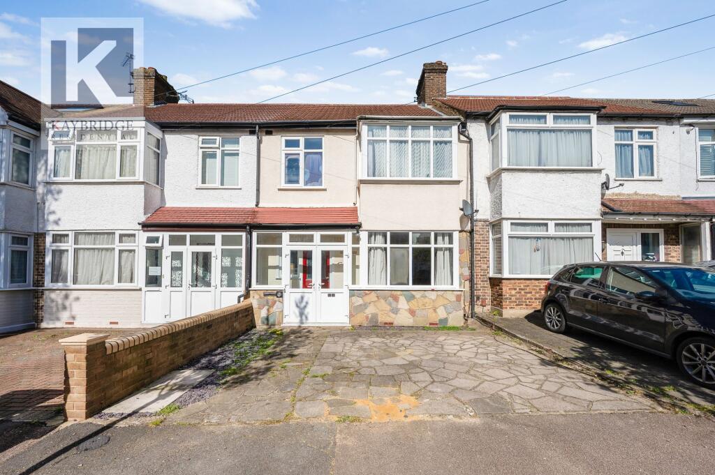 3 bed Mid Terraced House for rent in Mitcham. From Kaybridge Residential - Stoneleigh 3 bed Mid Terraced House for rent in Mitcham. From Kaybridge Residential - Stoneleigh
