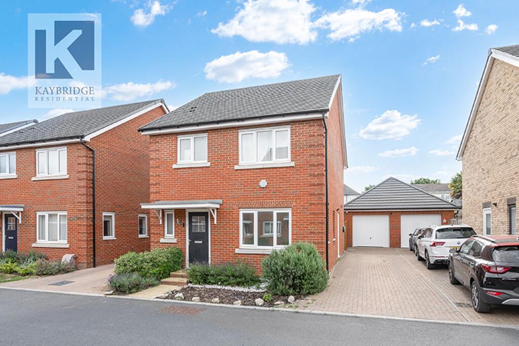3 bed Detached for rent in Epsom. From Kaybridge Residential - Stoneleigh 3 bed Detached for rent in Epsom. From Kaybridge Residential - Stoneleigh