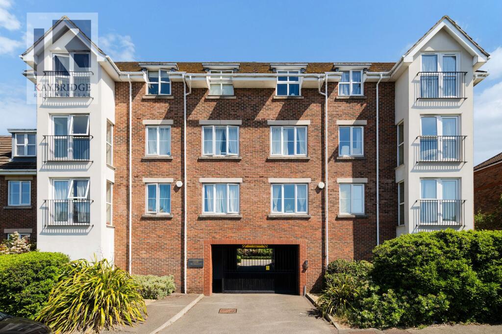 2 bed 1st Floor Flat for rent in Epsom. From Kaybridge Residential - Stoneleigh 2 bed 1st Floor Flat for rent in Epsom. From Kaybridge Residential - Stoneleigh