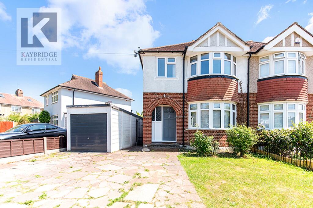 4 bed Semi Detached for rent in Epsom. From Kaybridge Residential - Stoneleigh