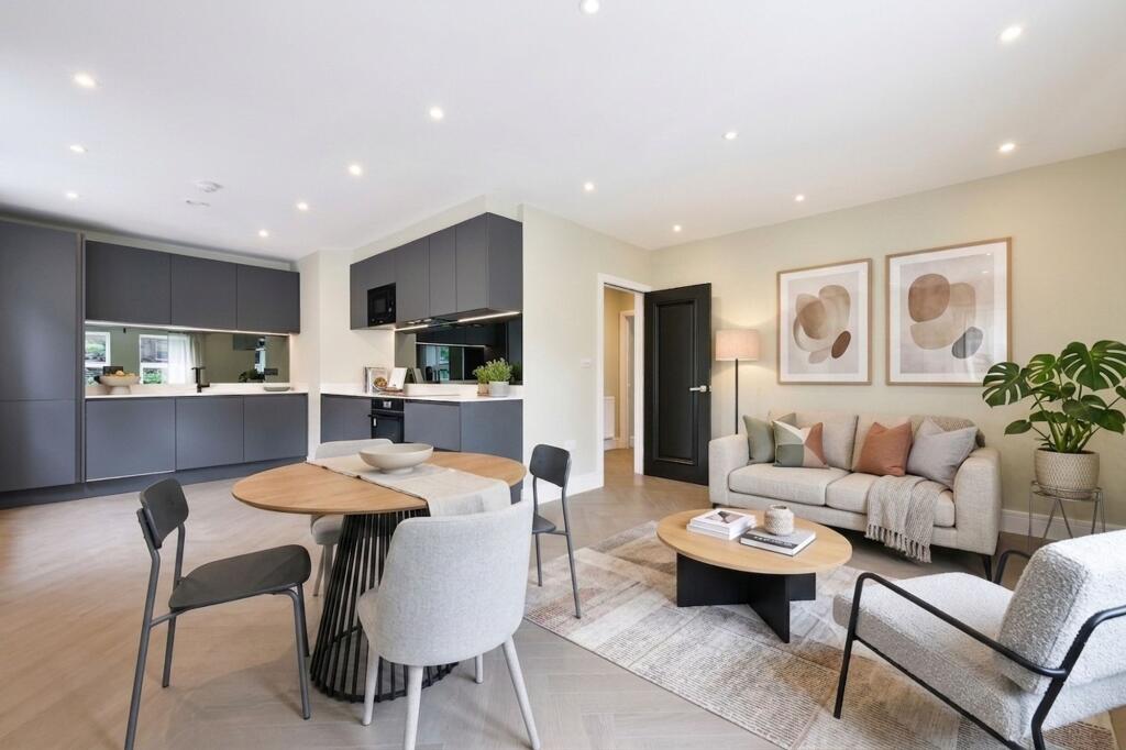 3 bed Apartment for rent in Carshalton. From Kaybridge Residential - Stoneleigh 3 bed Apartment for rent in Carshalton. From Kaybridge Residential - Stoneleigh