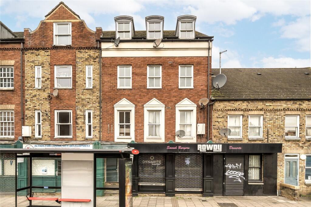 2 bed 1st Floor Flat for rent in London. From Keatons - Deptford