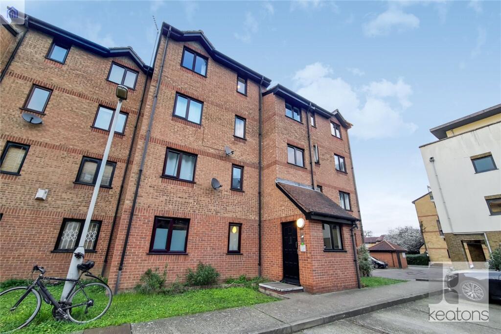 2 bed 1st Floor Flat for rent in London. From Keatons - Deptford