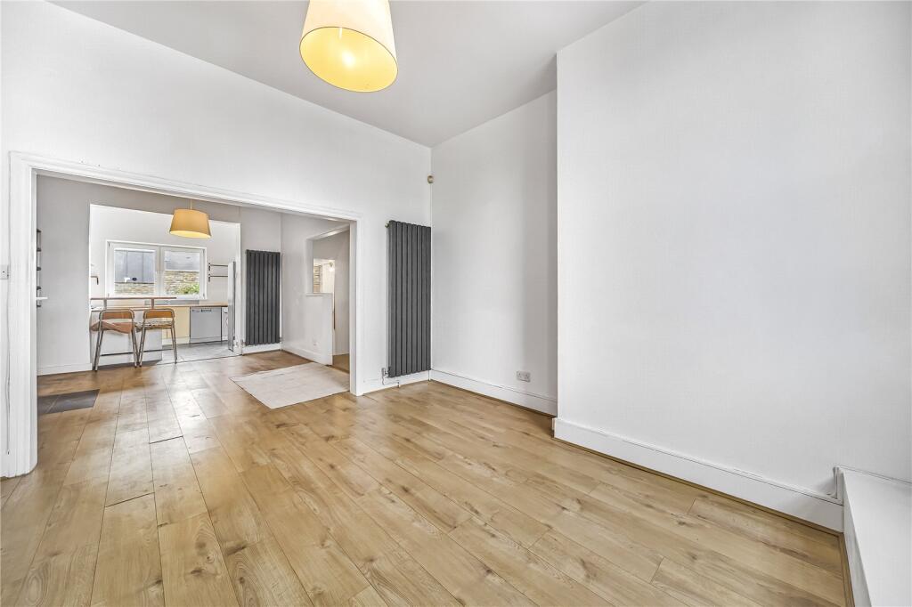 2 bed 1st Floor Flat for rent in Deptford. From Keatons - Deptford