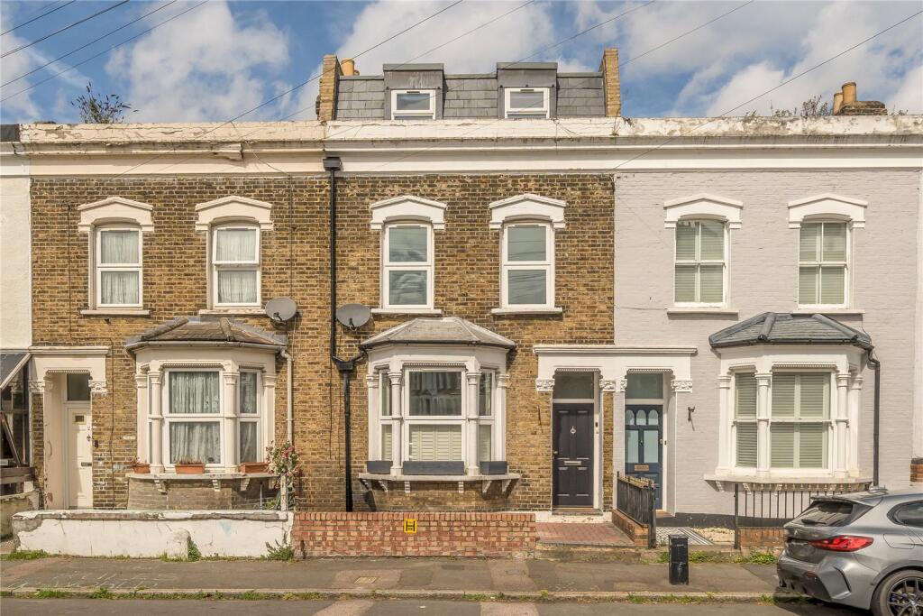 2 bed 1st Floor Flat for rent in London. From Keatons - Deptford