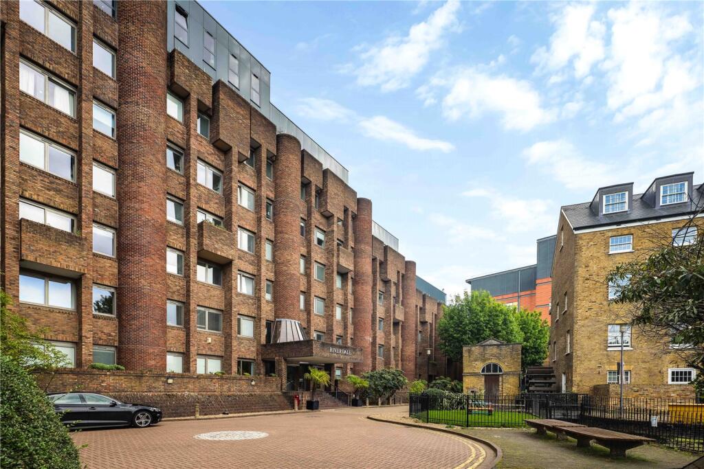 4 bed 1st Floor Flat for rent in Lewisham. From Keatons - Deptford