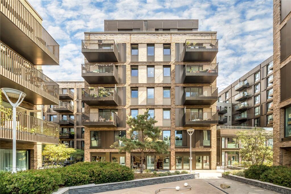 1 bed 1st Floor Flat for rent in London. From Keatons - Deptford
