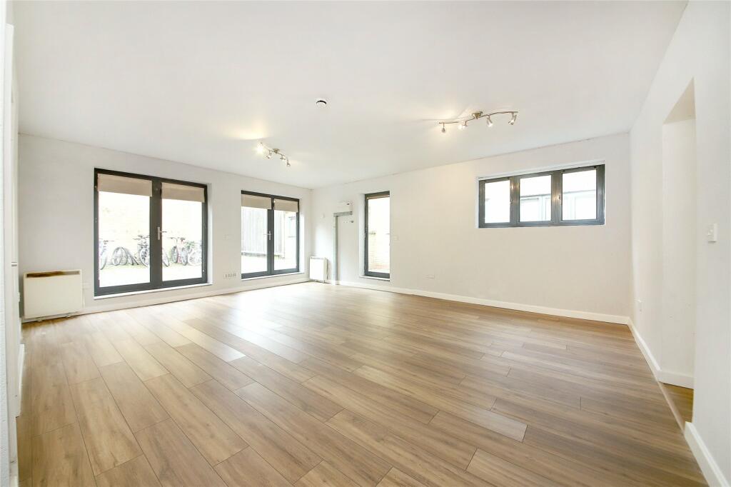 1 bed Flat for rent in Bethnal Green. From Keatons - Shoreditch