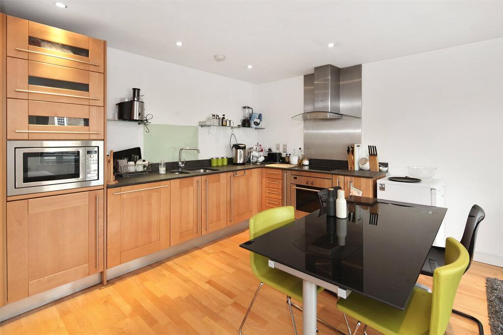 2 bed 1st Floor Flat for rent in London. From Keatons - Shoreditch 2 bed 1st Floor Flat for rent in London. From Keatons - Shoreditch