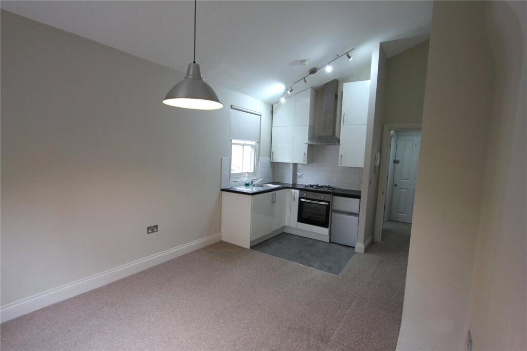 4 bed Studio for rent in Hornsey. From Keats Estate Agents - London
