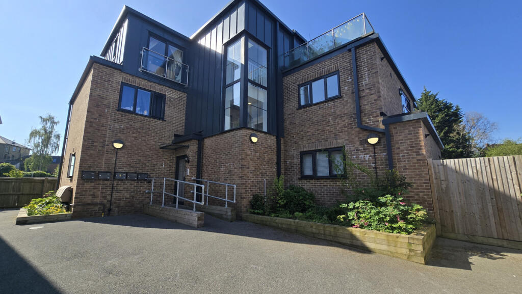 2 bed Apartment for rent in Sevenoaks. From Keller Williams Advantage - Covering Kent and South East London