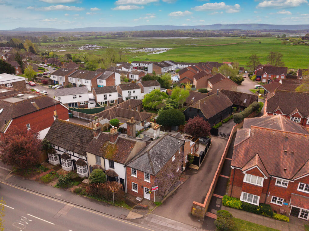 3 bed Cottage for rent in Pulborough. From Keller Williams Advantage - Covering Kent and South East London 3 bed Cottage for rent in Pulborough. From Keller Williams Advantage - Covering Kent and South East London