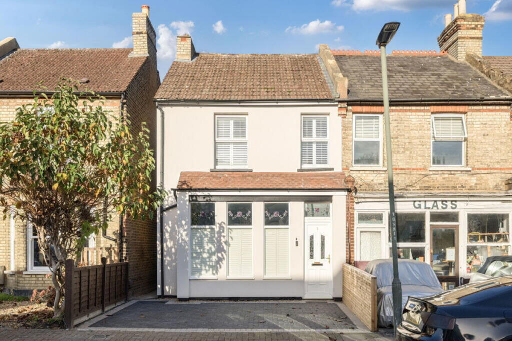 3 bed End of Terrace for rent in Keston Mark. From Keller Williams Advantage - Covering Kent and South East London 3 bed End of Terrace for rent in Keston Mark. From Keller Williams Advantage - Covering Kent and South East London