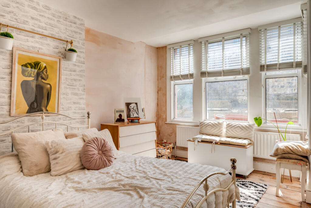 1 bed 1st Floor Flat for rent in Crayford. From Keller Williams Advantage - Covering Kent and South East London