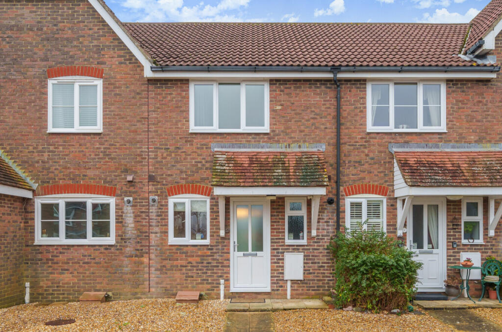 2 bed Mid Terraced House for rent in Pulborough. From Keller Williams Advantage - Covering Kent and South East London 2 bed Mid Terraced House for rent in Pulborough. From Keller Williams Advantage - Covering Kent and South East London