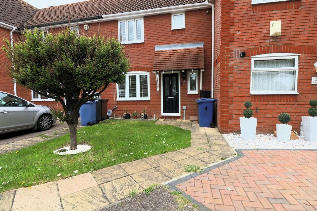 2 bed Mid Terraced House for rent in Chafford Hundred. From Kempsters