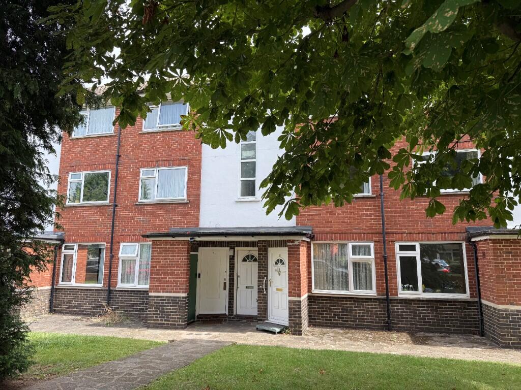 2 bed Annexe for rent in London. From Kenyons Estate Agents - Carshalton 2 bed Annexe for rent in London. From Kenyons Estate Agents - Carshalton