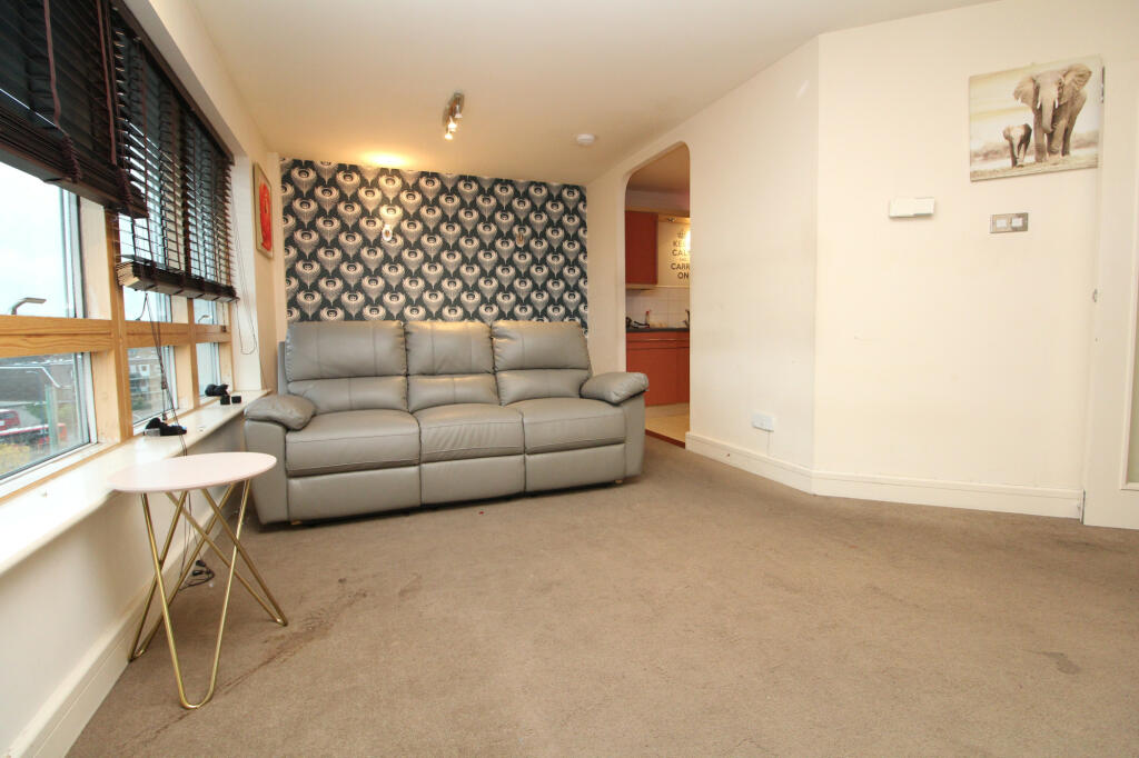 2 bed Apartment for rent in Beckenham. From Key Property Consultants Ltd