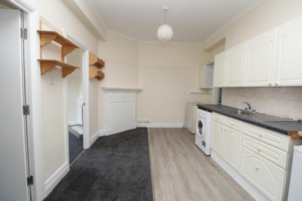 2 bed Flat for rent in Finchley. From Key Property Consultants Ltd