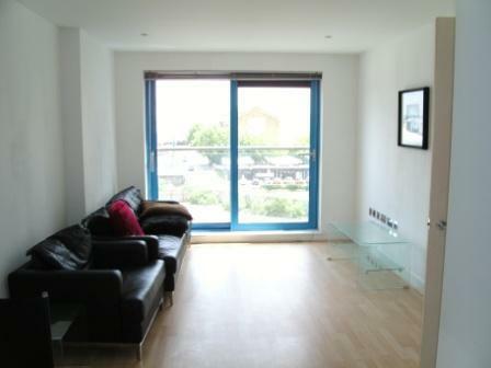 2 bed Apartment for rent in Poplar. From Kilmers - Western Gateway