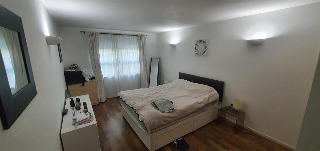 1 bed Apartment for rent in London. From Kilmers - Western Gateway 1 bed Apartment for rent in London. From Kilmers - Western Gateway