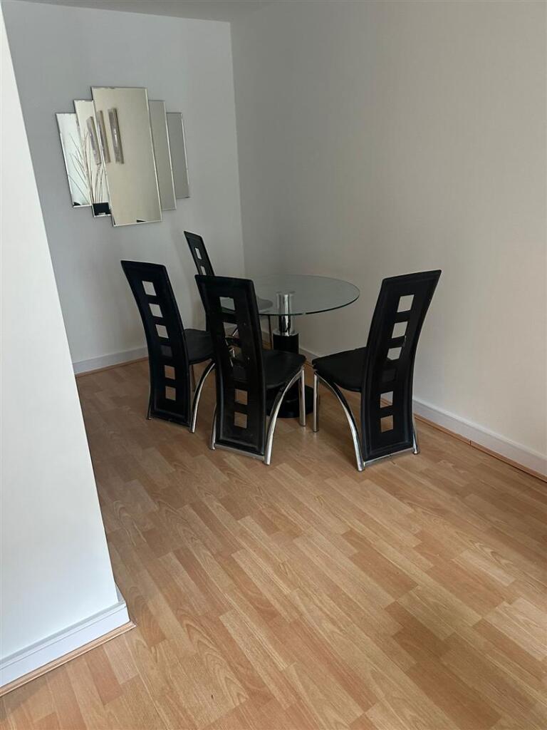 2 bed Block for rent in Poplar. From Kilmers - Western Gateway 2 bed Block for rent in Poplar. From Kilmers - Western Gateway