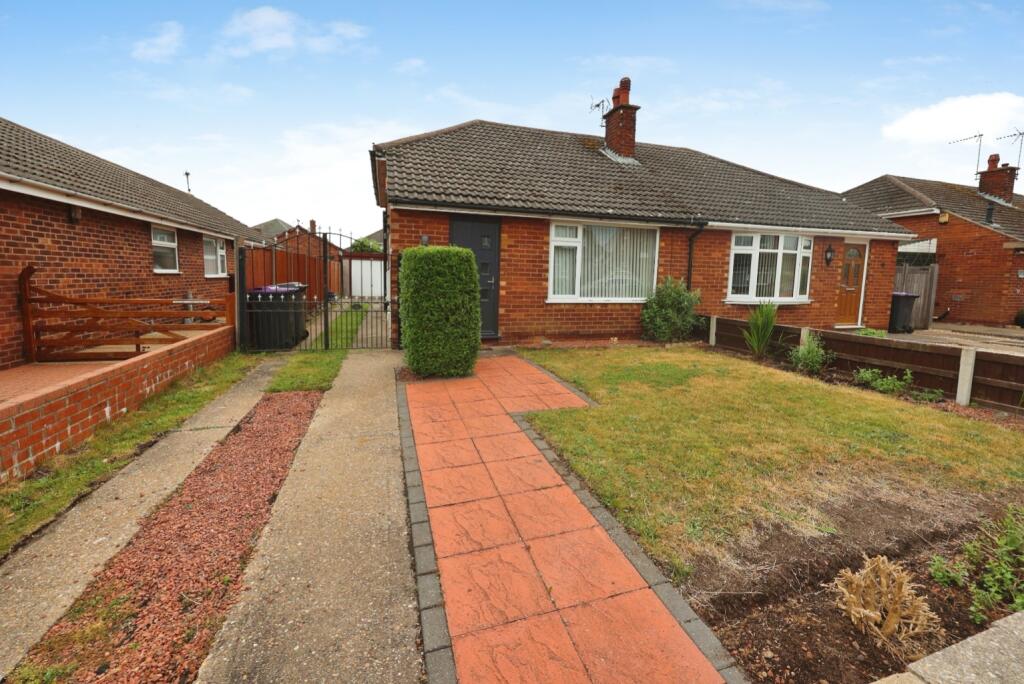 2 bed Bungalow for rent in North Hykeham. From Kinetic Estate Agents Limited - Lincoln