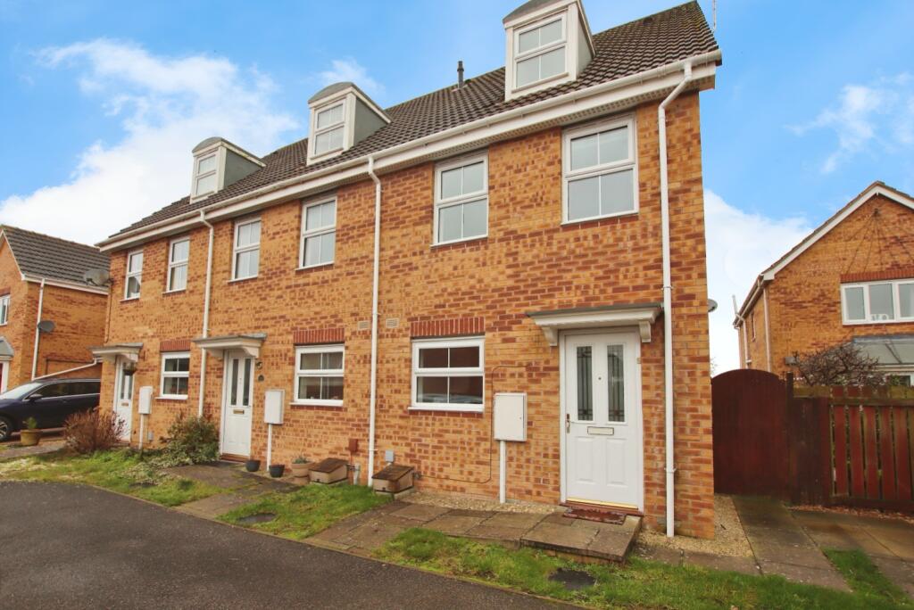 3 bed End of Terrace for rent in North Hykeham. From Kinetic Estate Agents Limited - Lincoln 3 bed End of Terrace for rent in North Hykeham. From Kinetic Estate Agents Limited - Lincoln