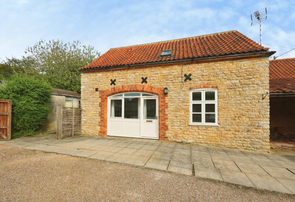 2 bed Detached for rent in Hemswell. From Kinetic Estate Agents Limited - Lincoln 2 bed Detached for rent in Hemswell. From Kinetic Estate Agents Limited - Lincoln