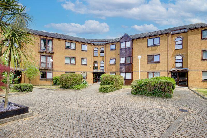 1 bed 1st Floor Flat for rent in Waltham Cross. From Kings Group - Cheshunt 1 bed 1st Floor Flat for rent in Waltham Cross. From Kings Group - Cheshunt