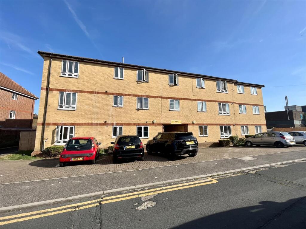 2 bed 1st Floor Flat for rent in Cheshunt. From Kings Group - Cheshunt 2 bed 1st Floor Flat for rent in Cheshunt. From Kings Group - Cheshunt