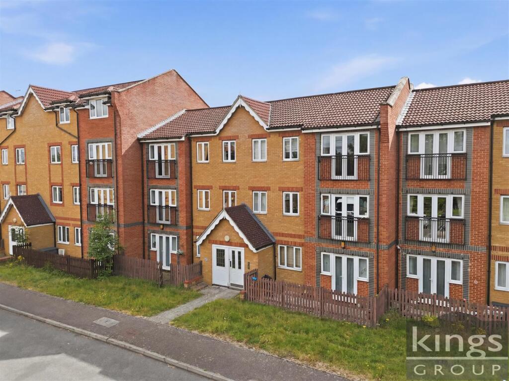 1 bed 1st Floor Flat for rent in Waltham Cross. From Kings Group - Cheshunt 1 bed 1st Floor Flat for rent in Waltham Cross. From Kings Group - Cheshunt