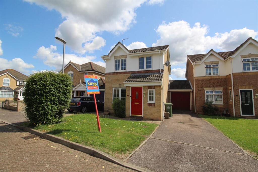 3 bed Link detached for rent in Cheshunt. From Kings Group - Cheshunt