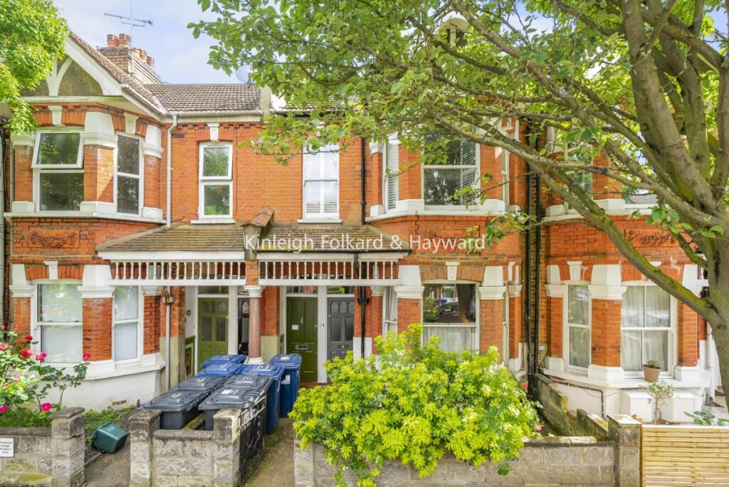 3 bed 1st Floor Flat for rent in London. From Kinleigh Folkard & Hayward - Sales - Acton